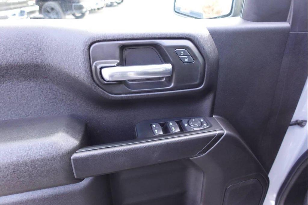 used 2024 Chevrolet Silverado 1500 car, priced at $35,995