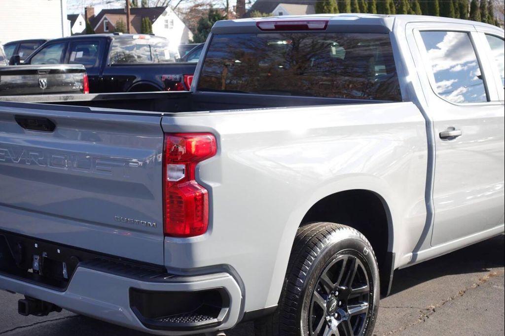 used 2024 Chevrolet Silverado 1500 car, priced at $35,995