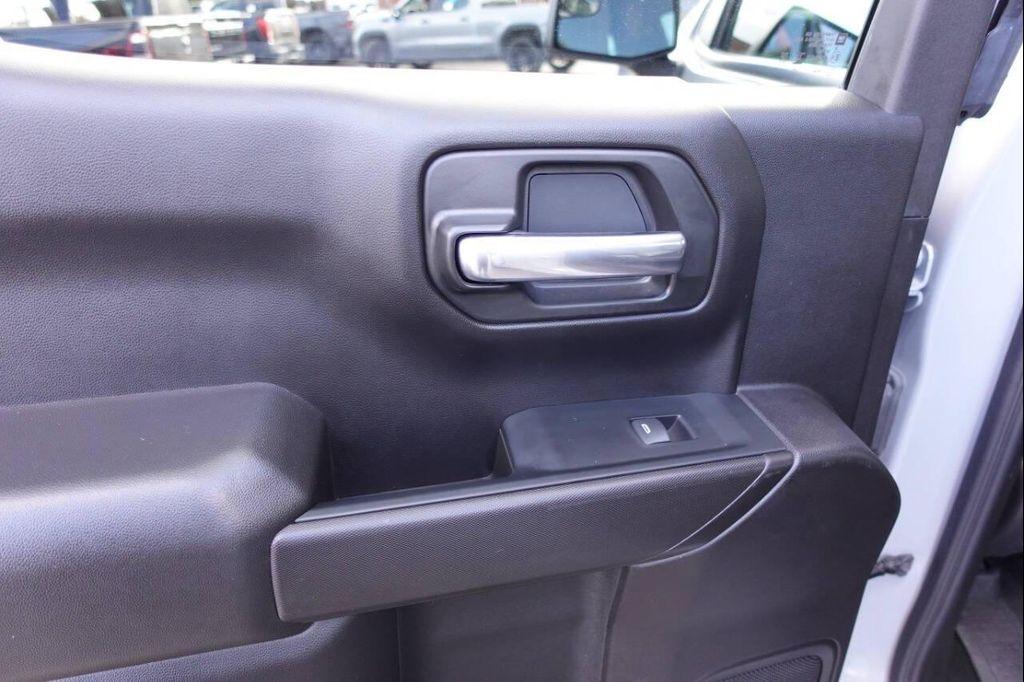 used 2024 Chevrolet Silverado 1500 car, priced at $35,995