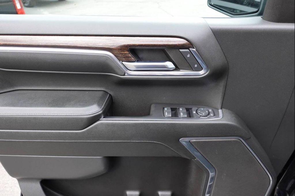 used 2024 GMC Sierra 1500 car, priced at $39,995