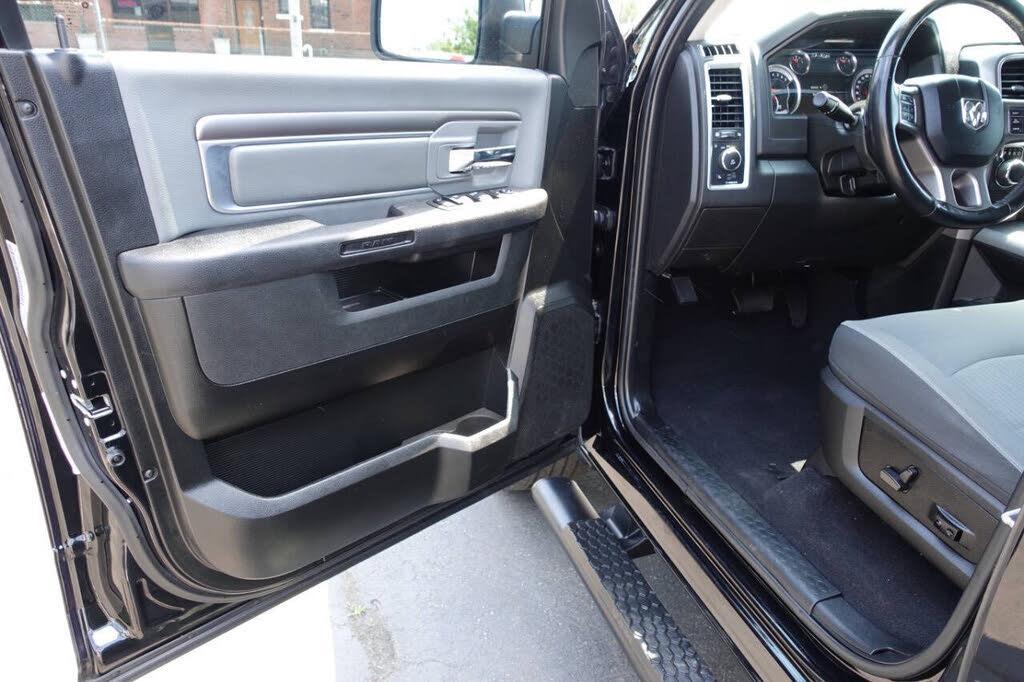 used 2022 Ram 1500 Classic car, priced at $32,882