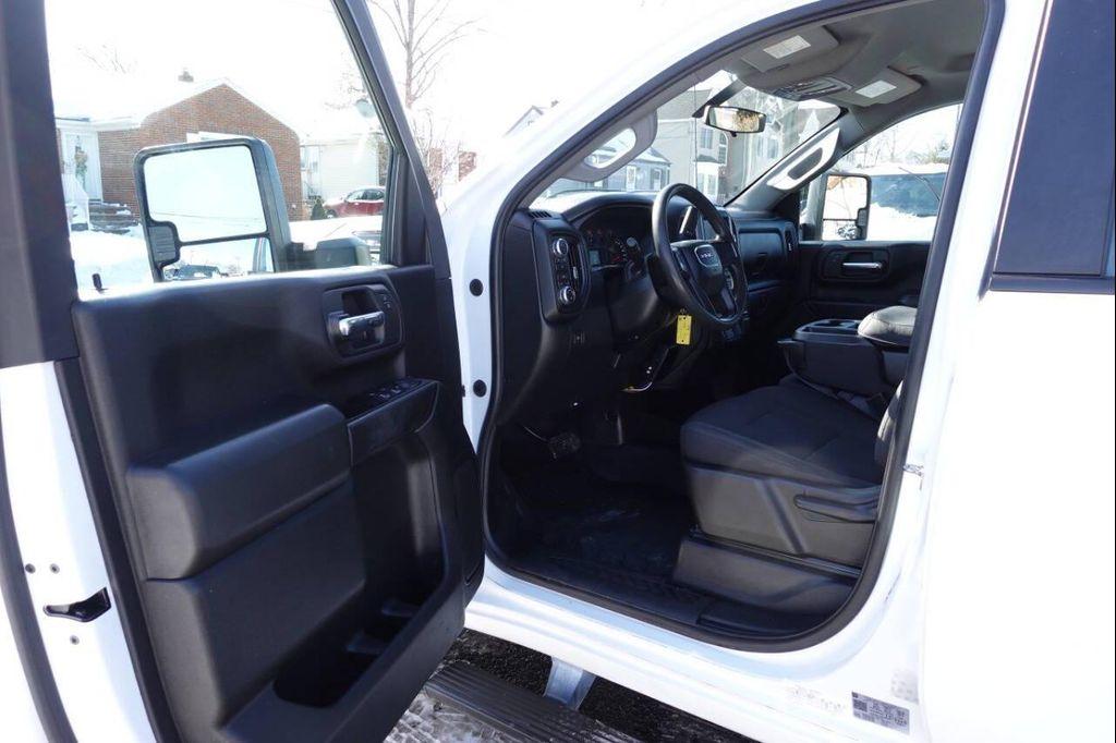 used 2022 GMC Sierra 2500 car, priced at $36,995