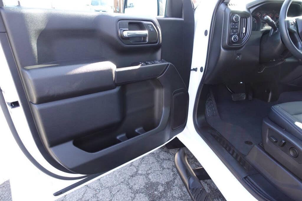 used 2024 Chevrolet Silverado 1500 car, priced at $36,677