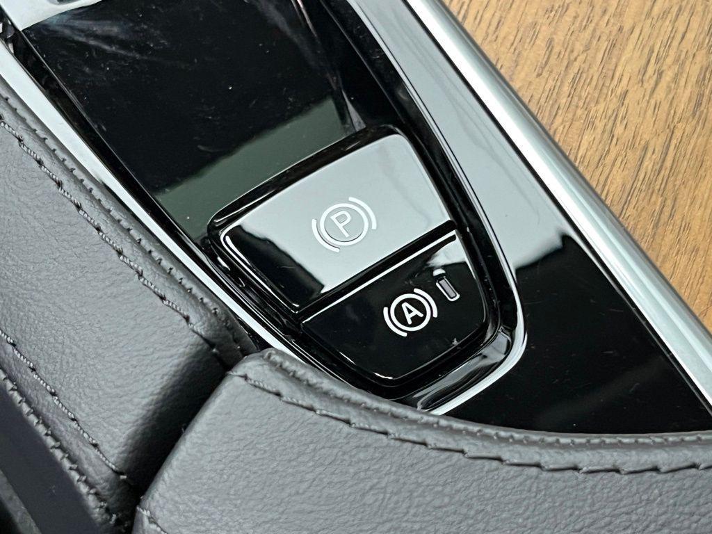 used 2025 Volvo XC90 car, priced at $50,994