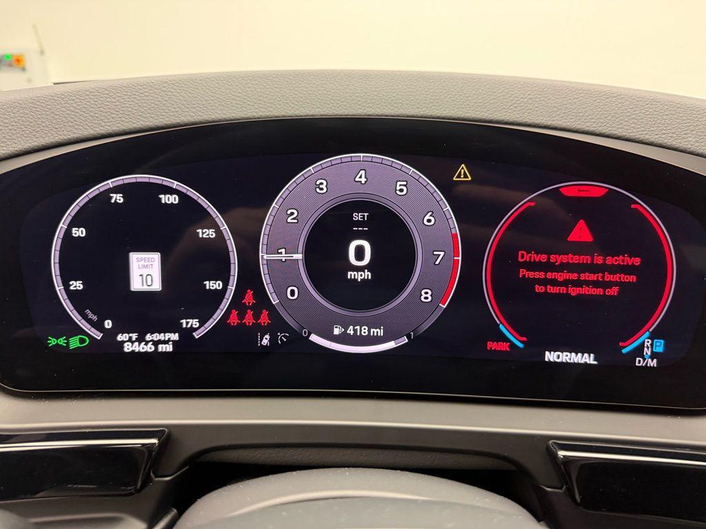 used 2025 Porsche Cayenne car, priced at $90,999