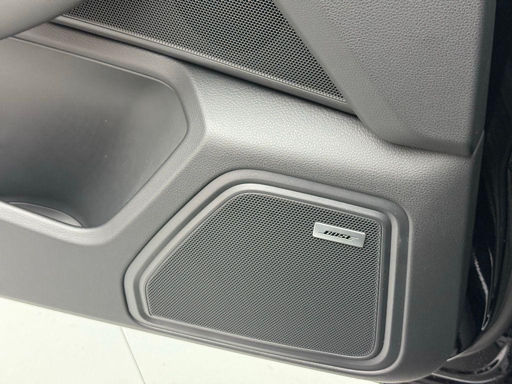 used 2025 Porsche Macan car, priced at $66,900