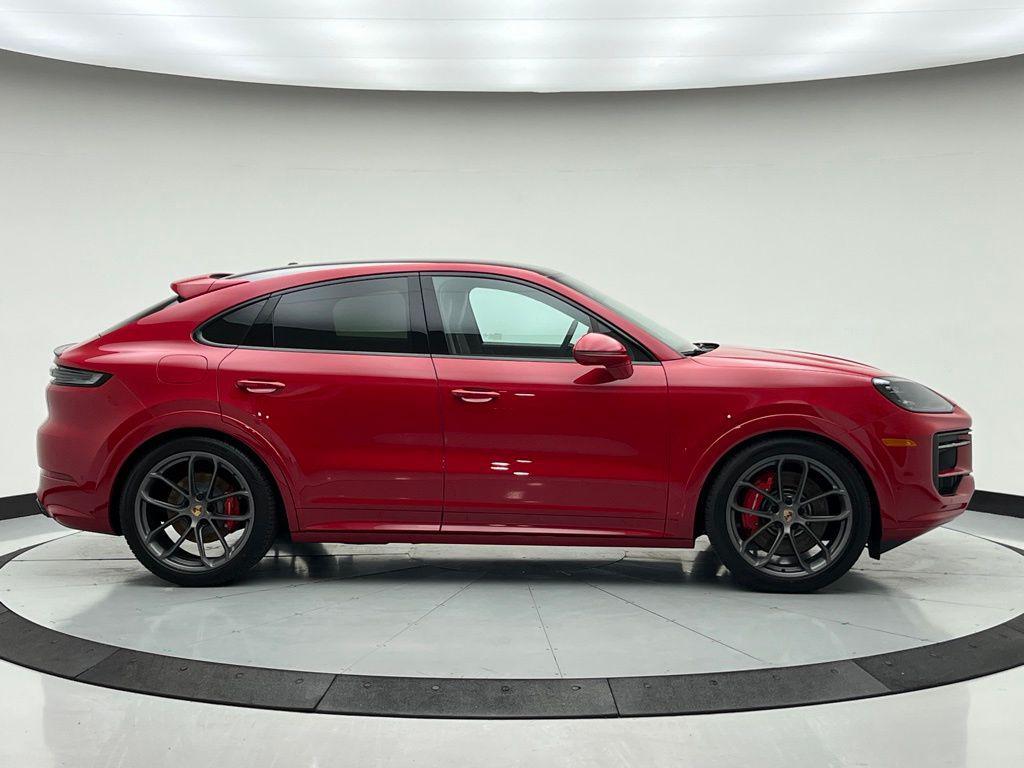 new 2025 Porsche Cayenne car
