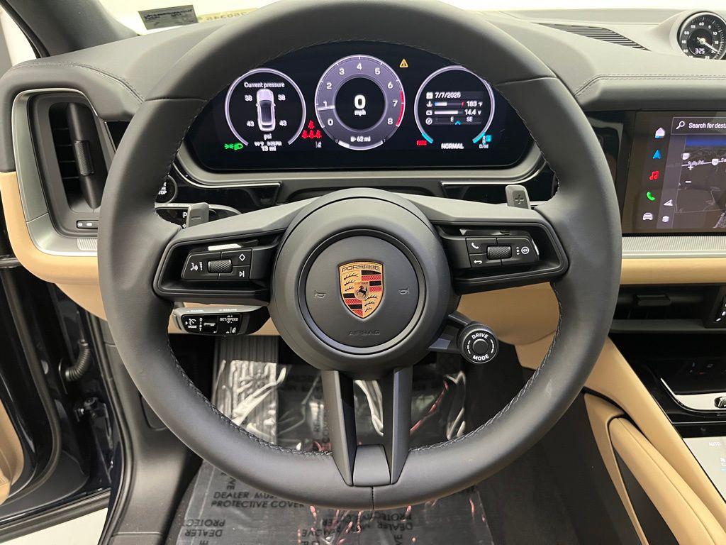used 2025 Porsche Cayenne car, priced at $100,900