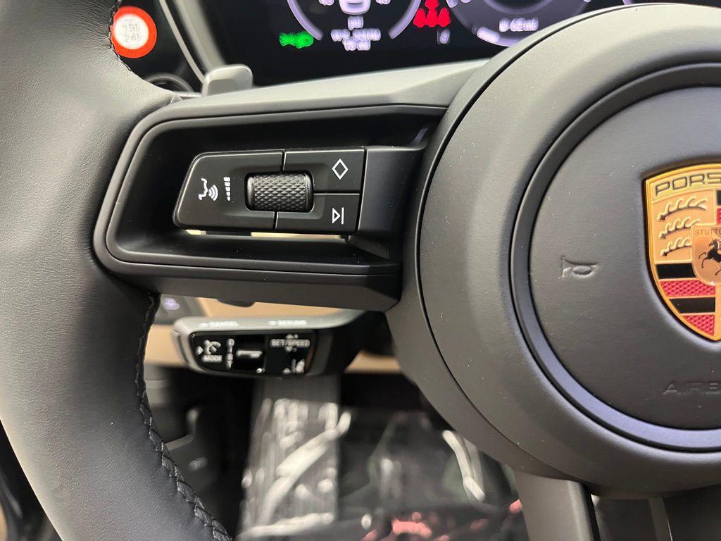 used 2025 Porsche Cayenne car, priced at $100,900