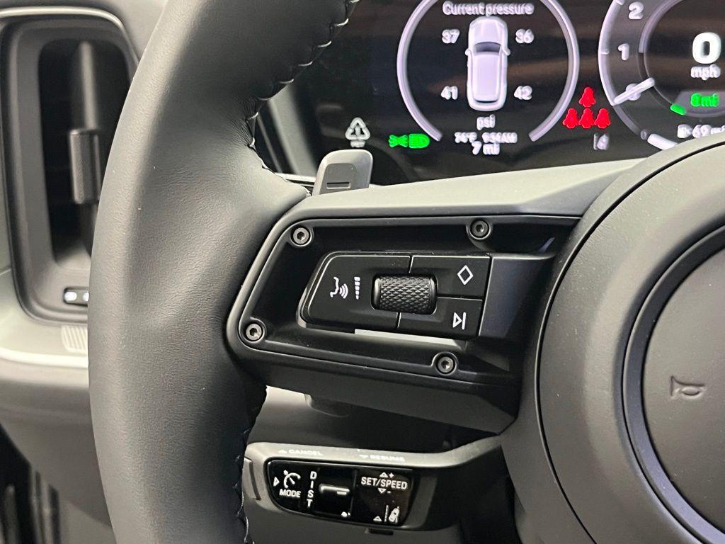 new 2026 Porsche Cayenne car, priced at $128,545