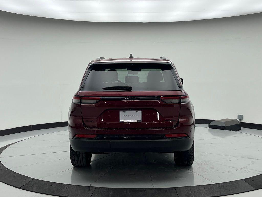 used 2023 Jeep Grand Cherokee car, priced at $29,999