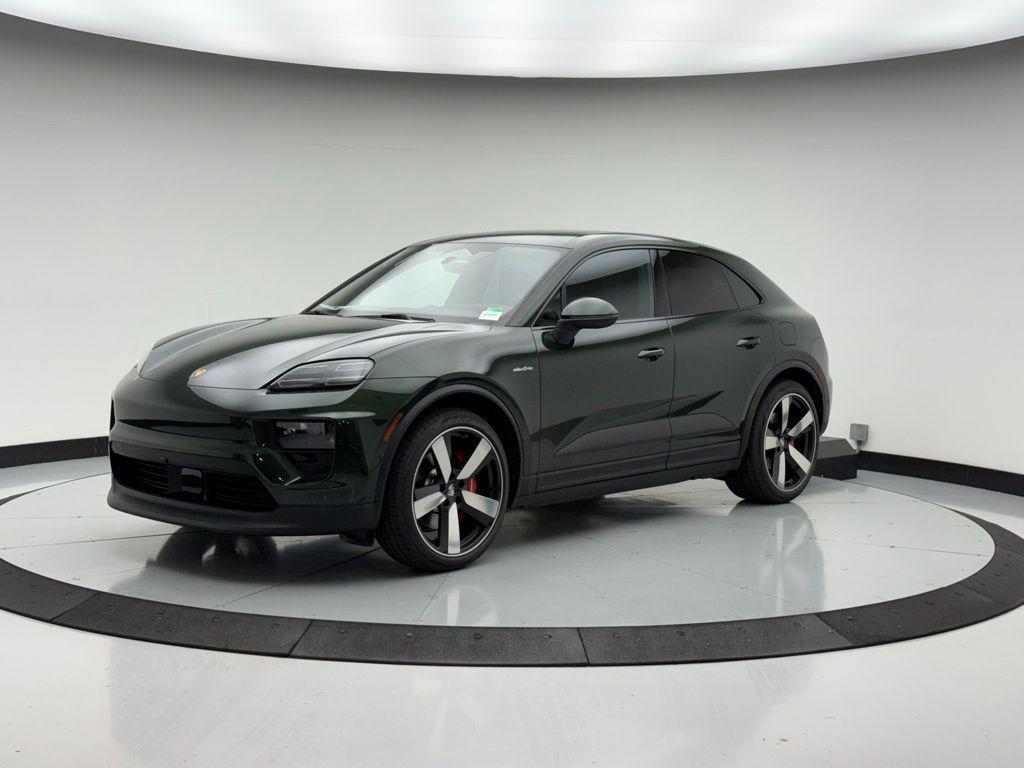 new 2025 Porsche Macan car, priced at $112,575
