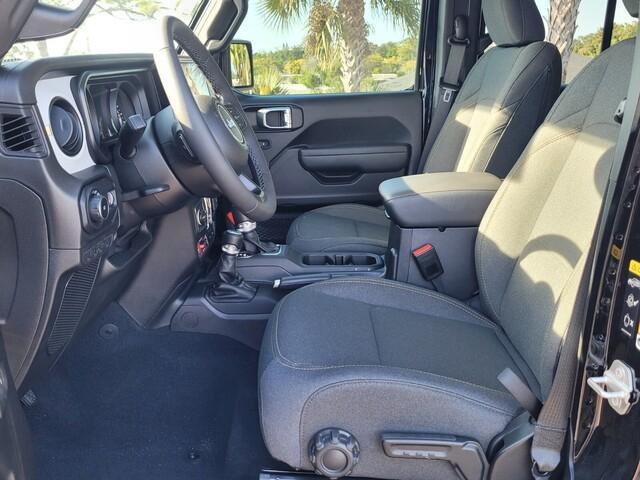 new 2025 Jeep Wrangler car, priced at $48,499