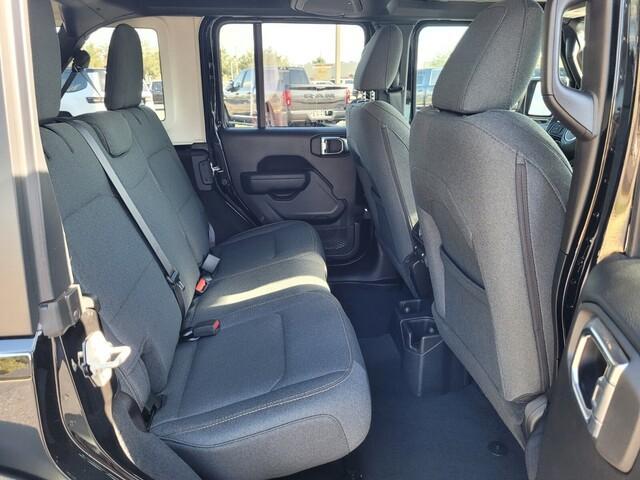 new 2025 Jeep Wrangler car, priced at $48,499