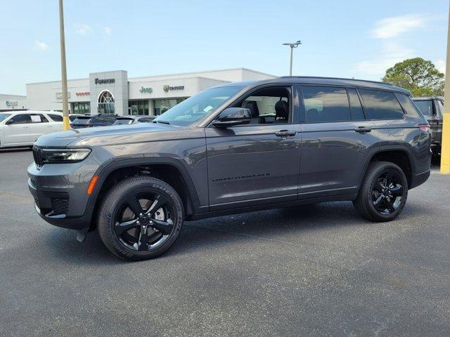 new 2025 Jeep Grand Cherokee L car, priced at $39,249