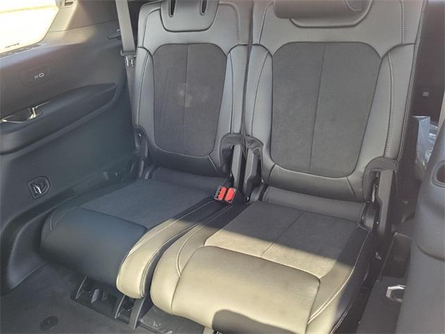 new 2025 Jeep Grand Cherokee L car, priced at $36,670