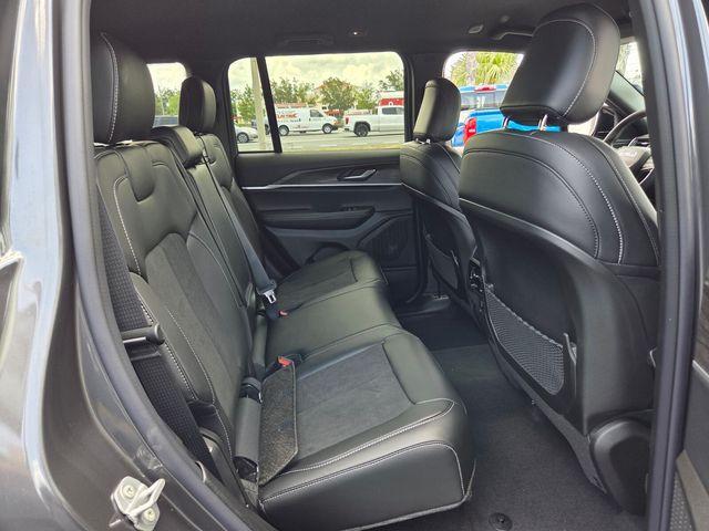 new 2026 Jeep Grand Cherokee car, priced at $39,058