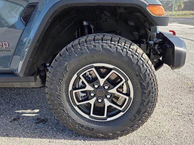 new 2026 Jeep Gladiator car, priced at $48,008