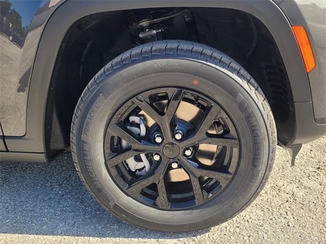 new 2025 Jeep Grand Cherokee L car, priced at $37,780