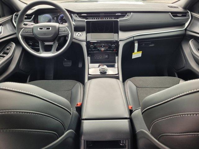 new 2025 Jeep Grand Cherokee car, priced at $35,406