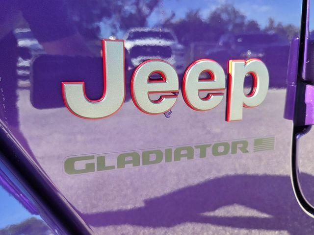 new 2026 Jeep Gladiator car, priced at $48,275