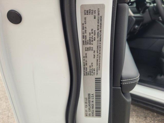 new 2025 Jeep Grand Cherokee L car, priced at $36,907