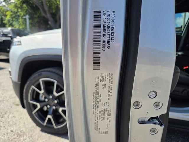new 2026 Jeep Cherokee car, priced at $41,819