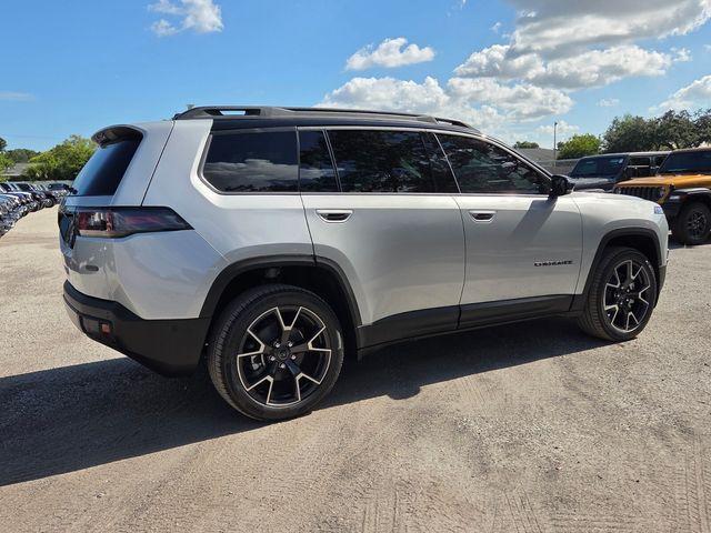 new 2026 Jeep Cherokee car, priced at $41,819