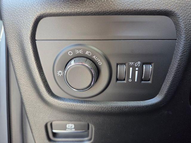 new 2026 Jeep Grand Cherokee car, priced at $37,252