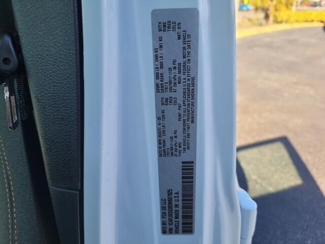 new 2025 Jeep Wrangler car, priced at $37,305