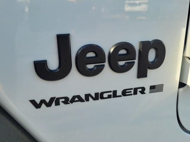 new 2025 Jeep Wrangler car, priced at $37,305