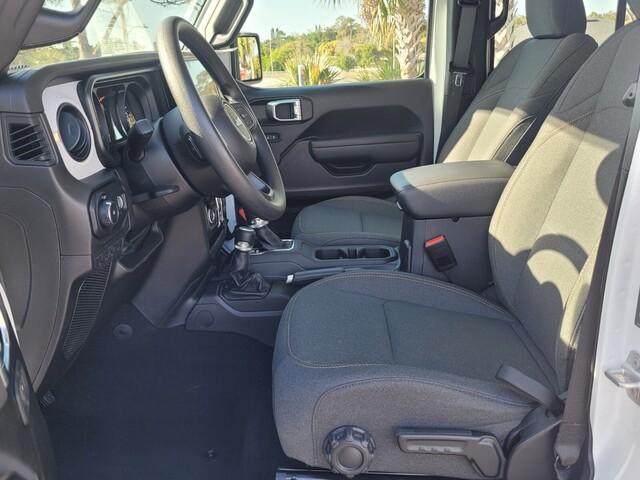 new 2025 Jeep Wrangler car, priced at $37,305