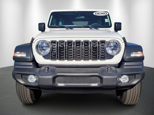 new 2025 Jeep Wrangler car, priced at $37,305