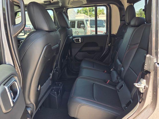 new 2026 Jeep Gladiator car, priced at $55,658