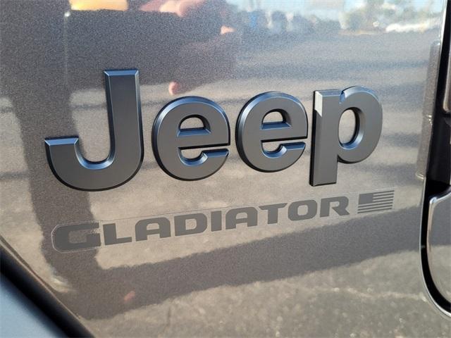new 2025 Jeep Gladiator car, priced at $33,199