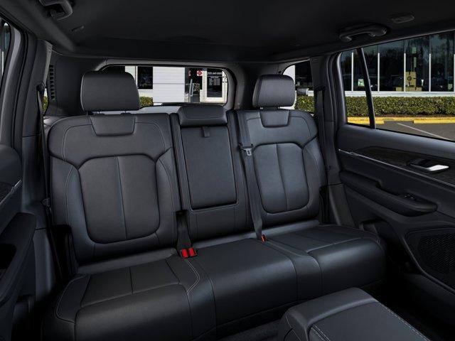 new 2025 Jeep Grand Cherokee car, priced at $35,905