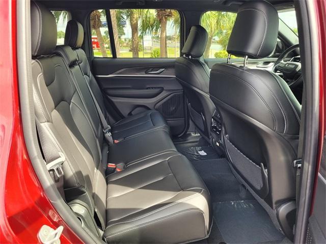 new 2025 Jeep Grand Cherokee car, priced at $35,336