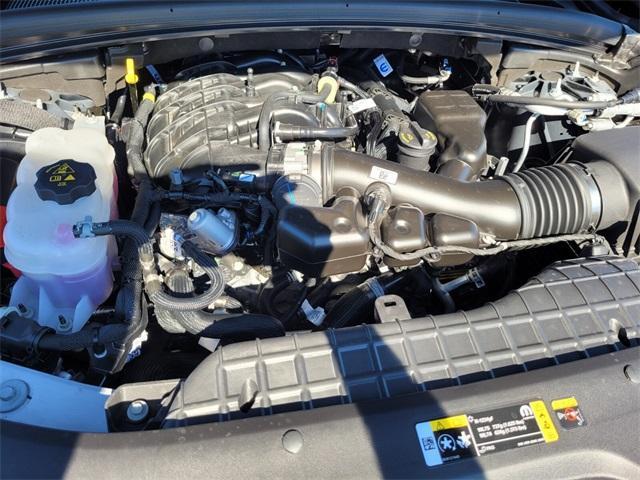 new 2025 Jeep Grand Cherokee car, priced at $34,247