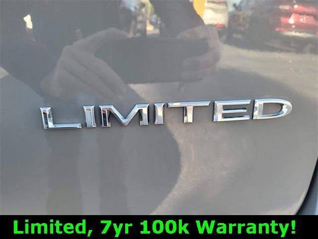 used 2023 Chrysler Pacifica car, priced at $35,888