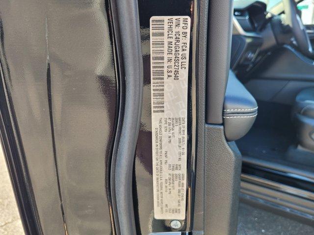 new 2025 Jeep Grand Cherokee car, priced at $33,747