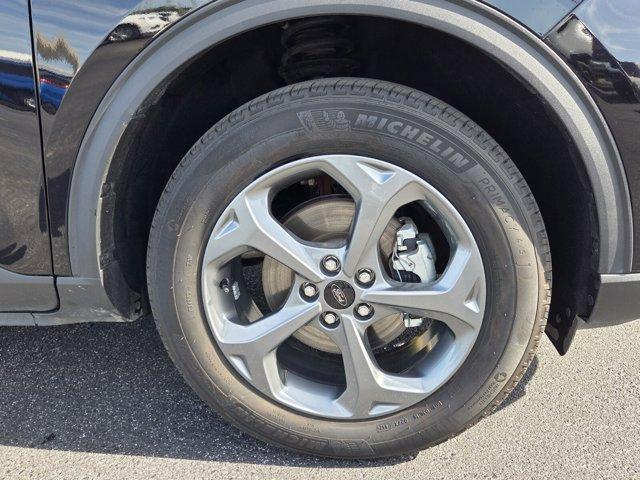 used 2025 Ford Escape car, priced at $21,500