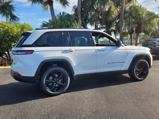 new 2025 Jeep Grand Cherokee car, priced at $40,350
