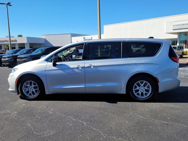 used 2024 Chrysler Pacifica car, priced at $33,788
