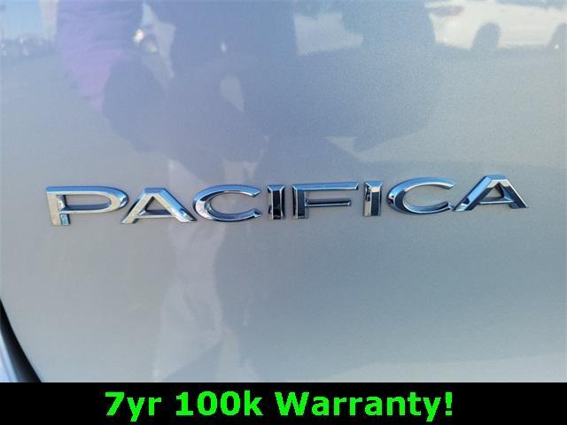 used 2024 Chrysler Pacifica car, priced at $32,998