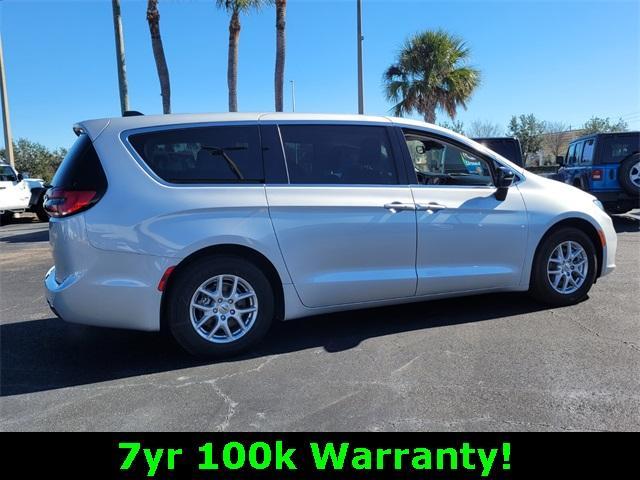 used 2024 Chrysler Pacifica car, priced at $32,998