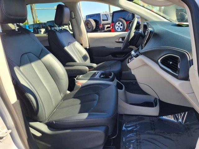 used 2024 Chrysler Pacifica car, priced at $33,788