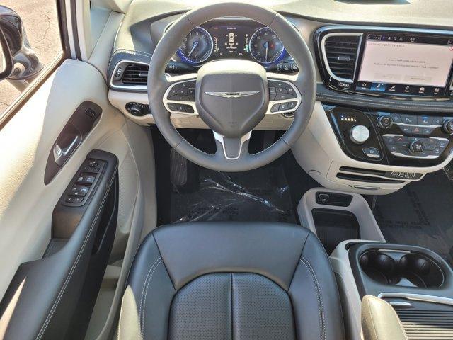 used 2024 Chrysler Pacifica car, priced at $33,788