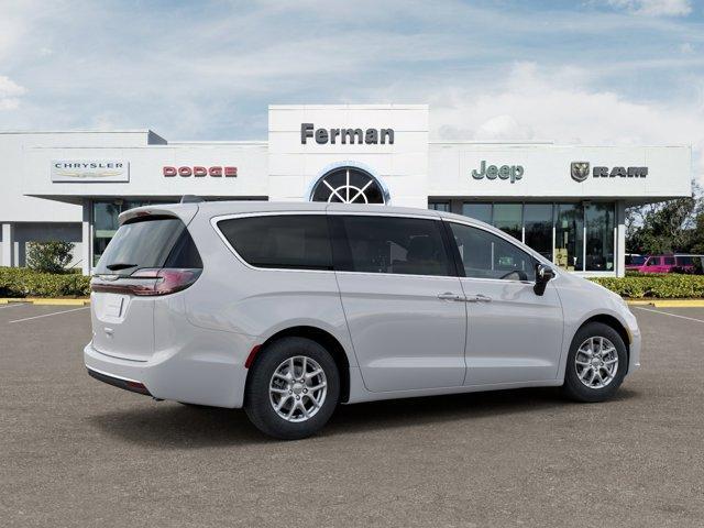 new 2026 Chrysler Pacifica car, priced at $39,636