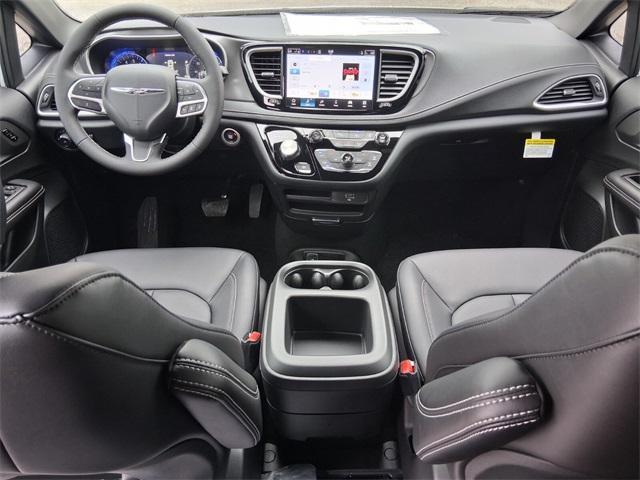 new 2026 Chrysler Pacifica car, priced at $40,356