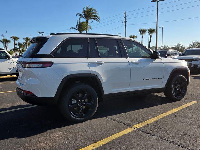 new 2026 Jeep Grand Cherokee car, priced at $40,376